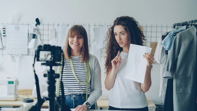 Ilustrasi jasa KOL marketing. (Sumber: Unsplash)